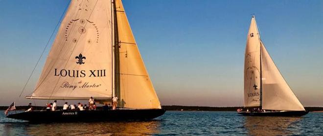 Second intramural race between US 42 and 46 © Manhattan Yacht Club